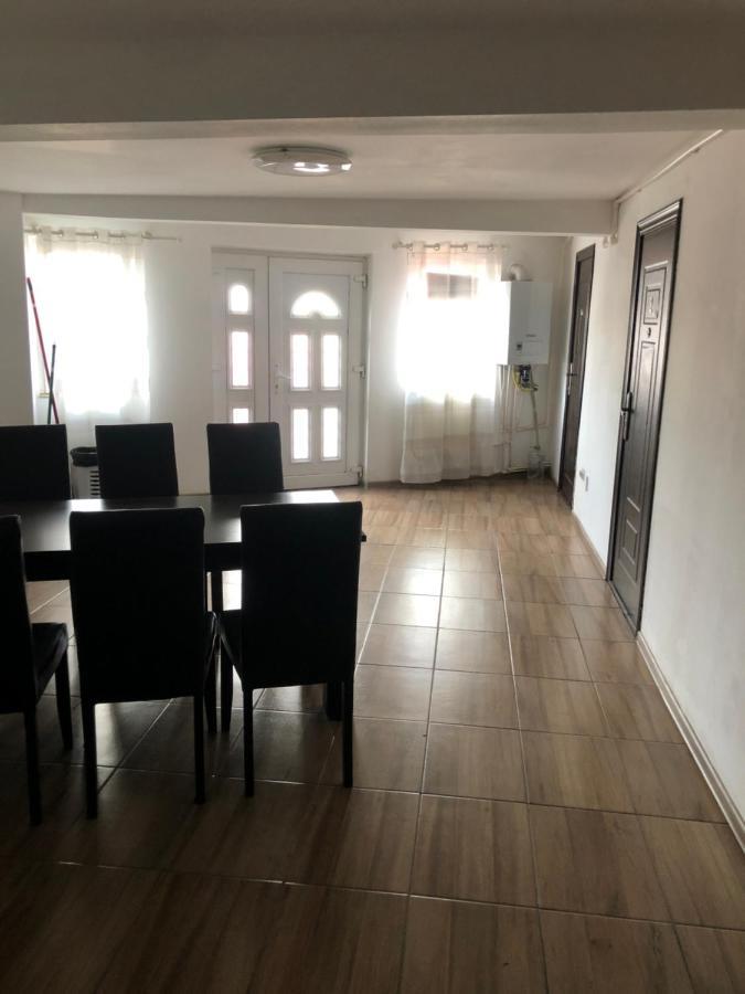 Hostel Mialma Onesti Dış mekan fotoğraf